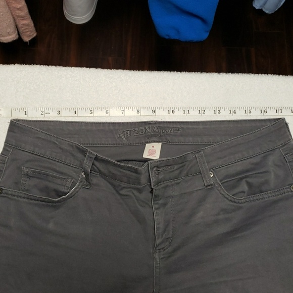 Juniors Arizona Gray Skinny Pants - Picture 4 of 8